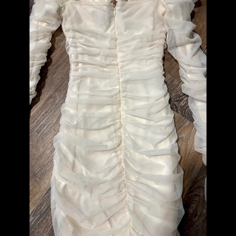 Oh Polly / White Dress - Picture 6 of 6